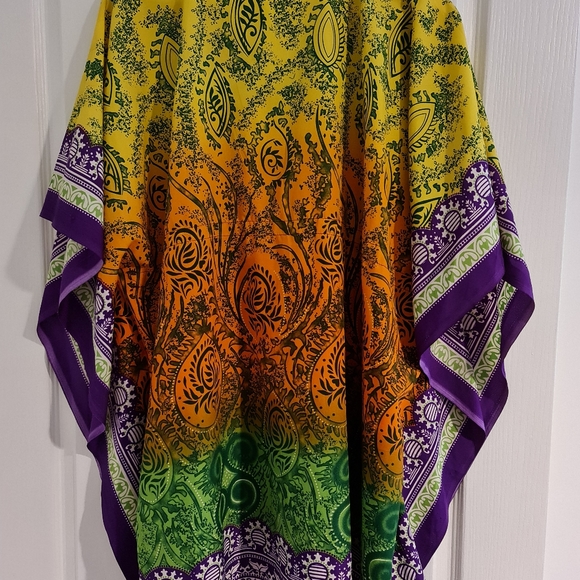 🎉HOST PICK🎉 Multi Coloured Puncho - Picture 2 of 6